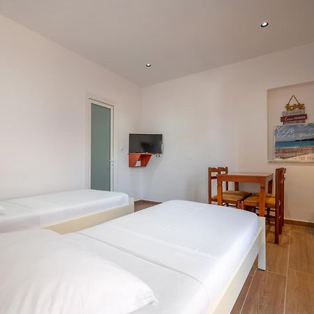 Villa Abedini Ksamil Bagian luar foto